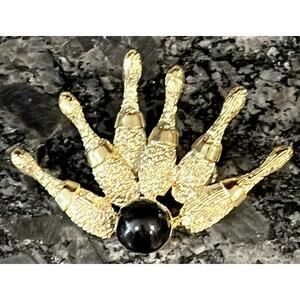 Vintage Dodd’s Goldtone Bowling Pins with Bowling Ball Lapel Pin Brooch 1 1/4”